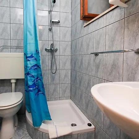 Robinson Braco Daire *