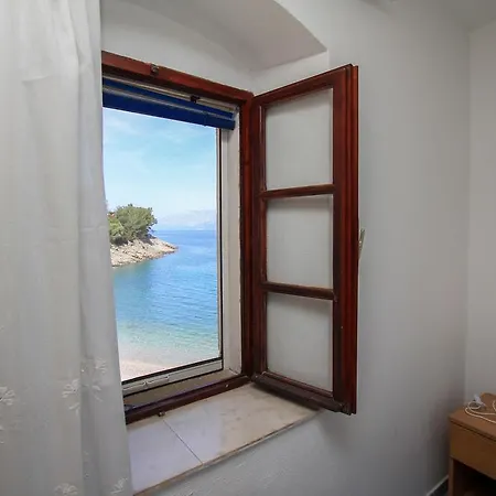 Robinson Braco Apartman Bogomolje