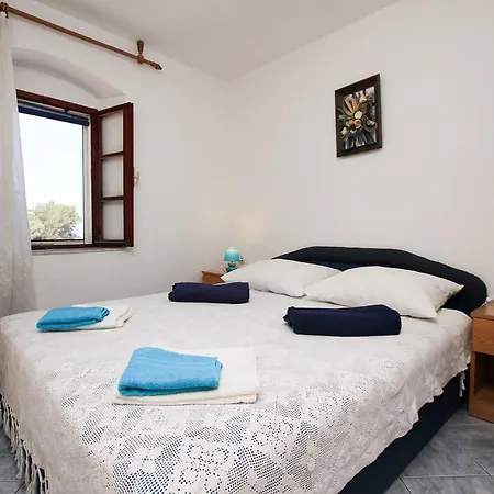 Robinson Braco Bogomolje